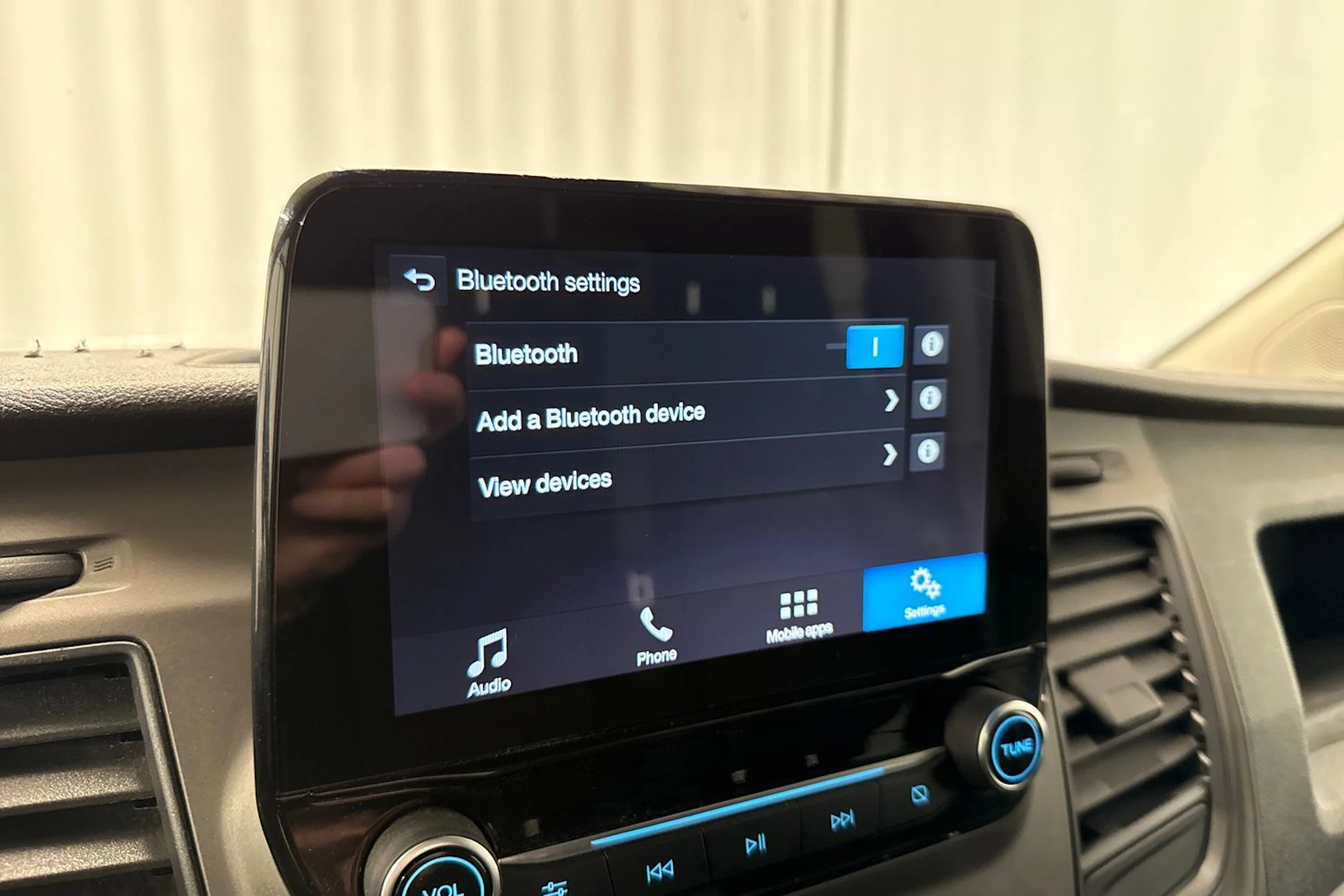 valkoinen Ford Transit Custom 2018 kuva 17.