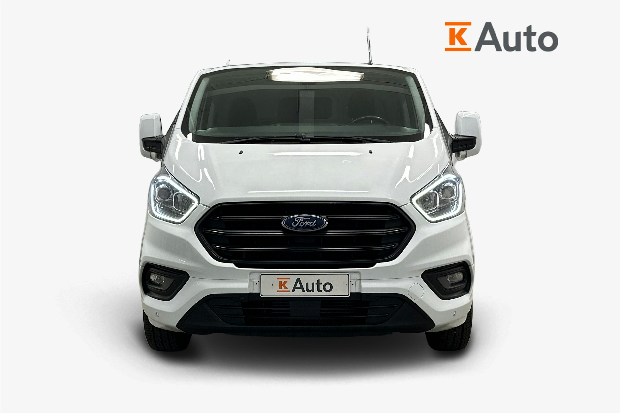 valkoinen Ford Transit Custom 2018 kuva 4.
