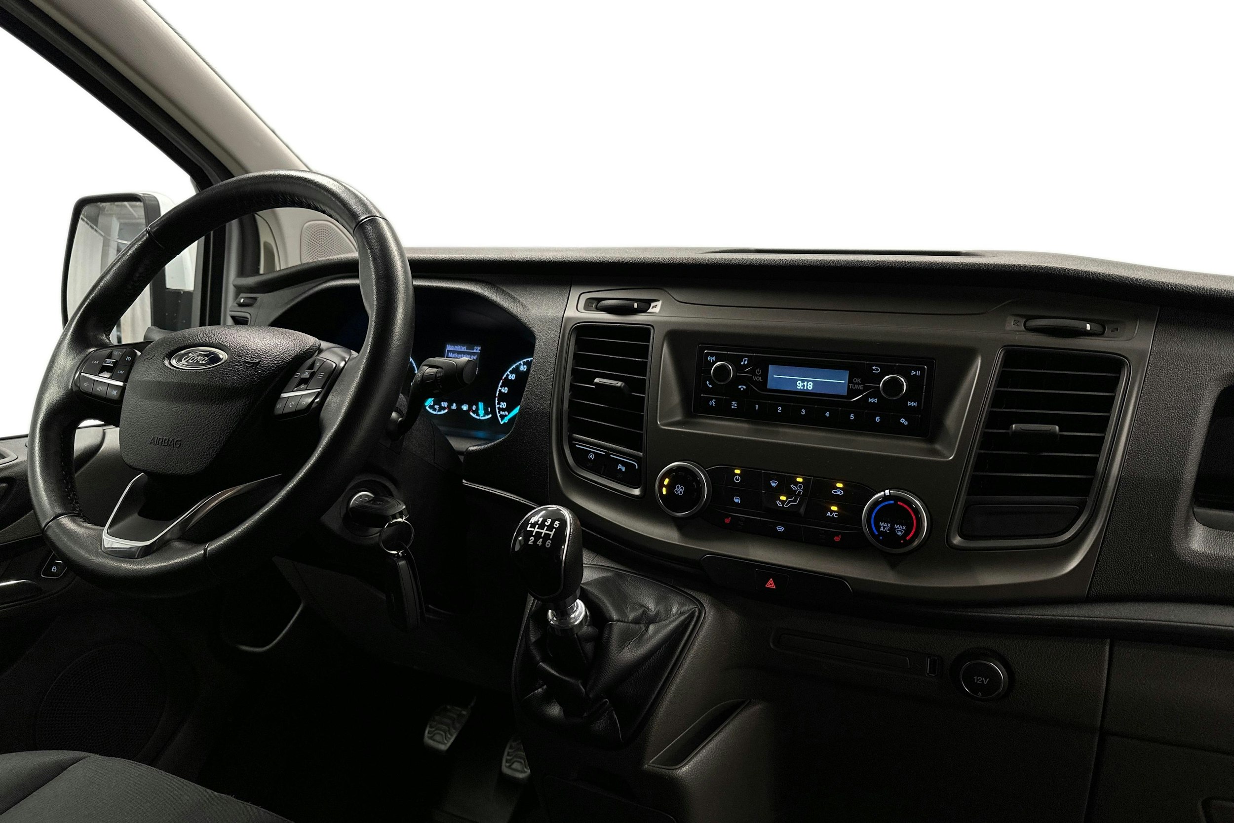 valkoinen Ford Transit Custom 2018 kuva 7.