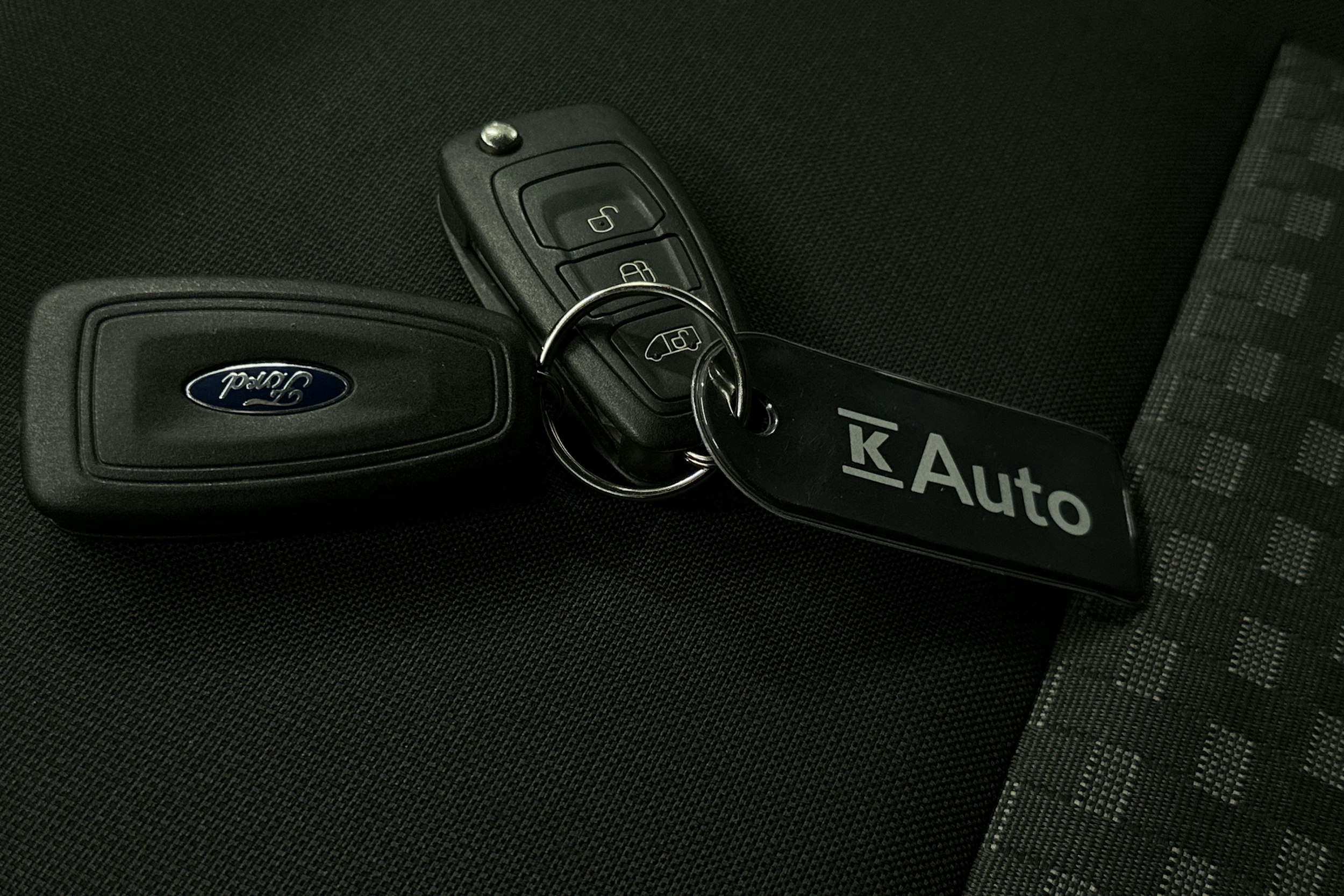 valkoinen Ford Transit Custom 2018 kuva 23.