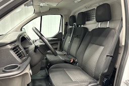 valkoinen Ford Transit Custom 2018 kuva 13.