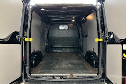 musta Ford Transit Custom 2019 kuva 21.