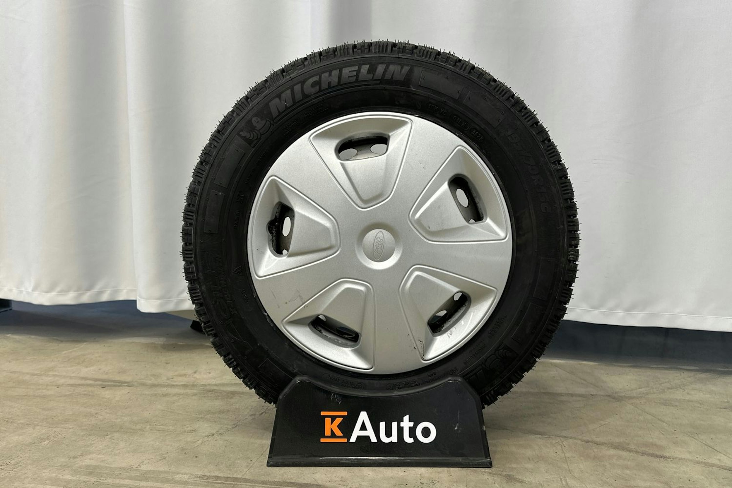 musta Ford Transit Custom 2019 kuva 23.