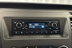 valkoinen Ford Transit Custom 2019 kuva 16.