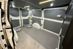valkoinen Ford Transit Custom 2019 kuva 21.