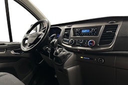 valkoinen Ford Transit Custom 2019 kuva 7.