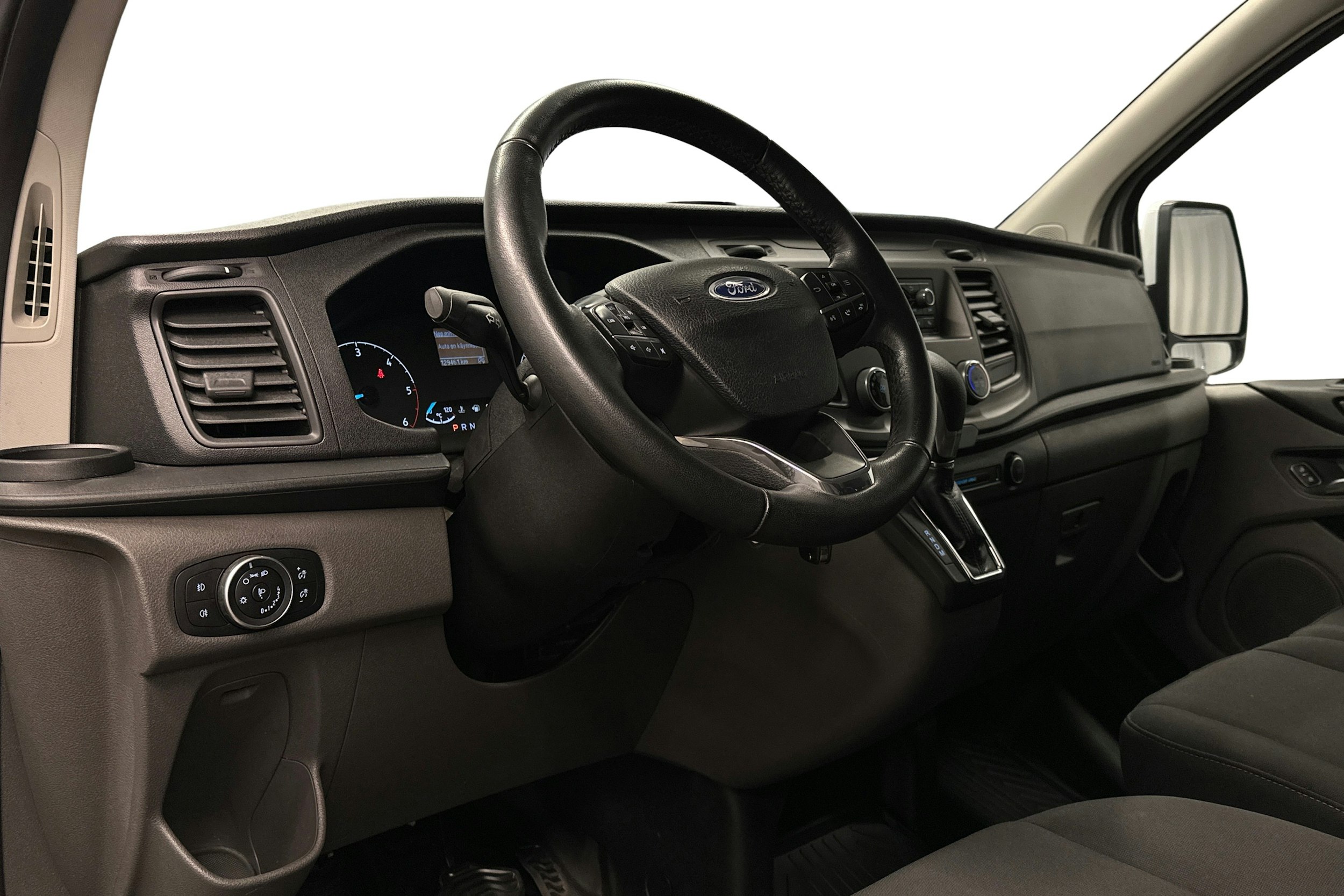 valkoinen Ford Transit Custom 2019 kuva 6.