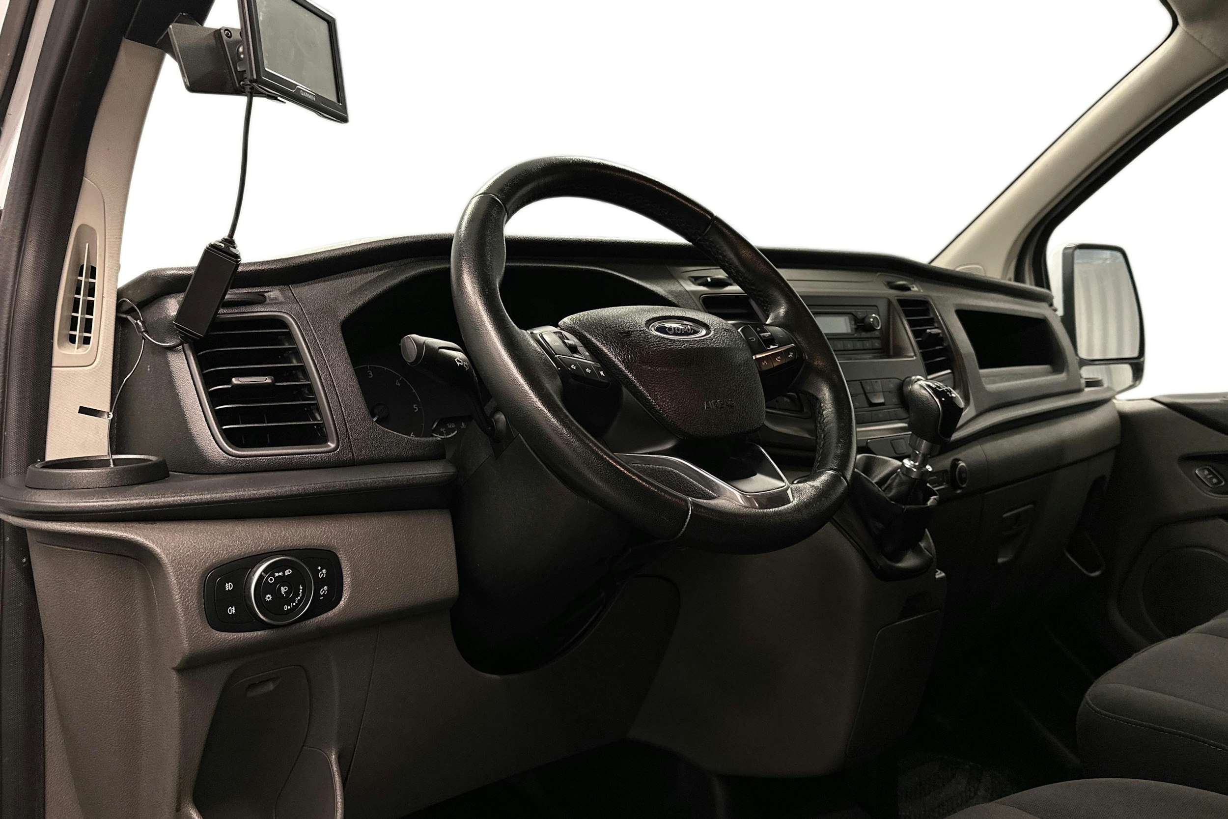 valkoinen Ford Transit Custom 2019 kuva 6.