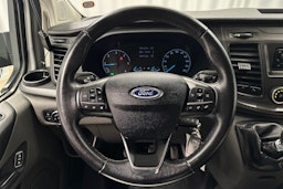 valkoinen Ford Transit Custom 2019 kuva 10.