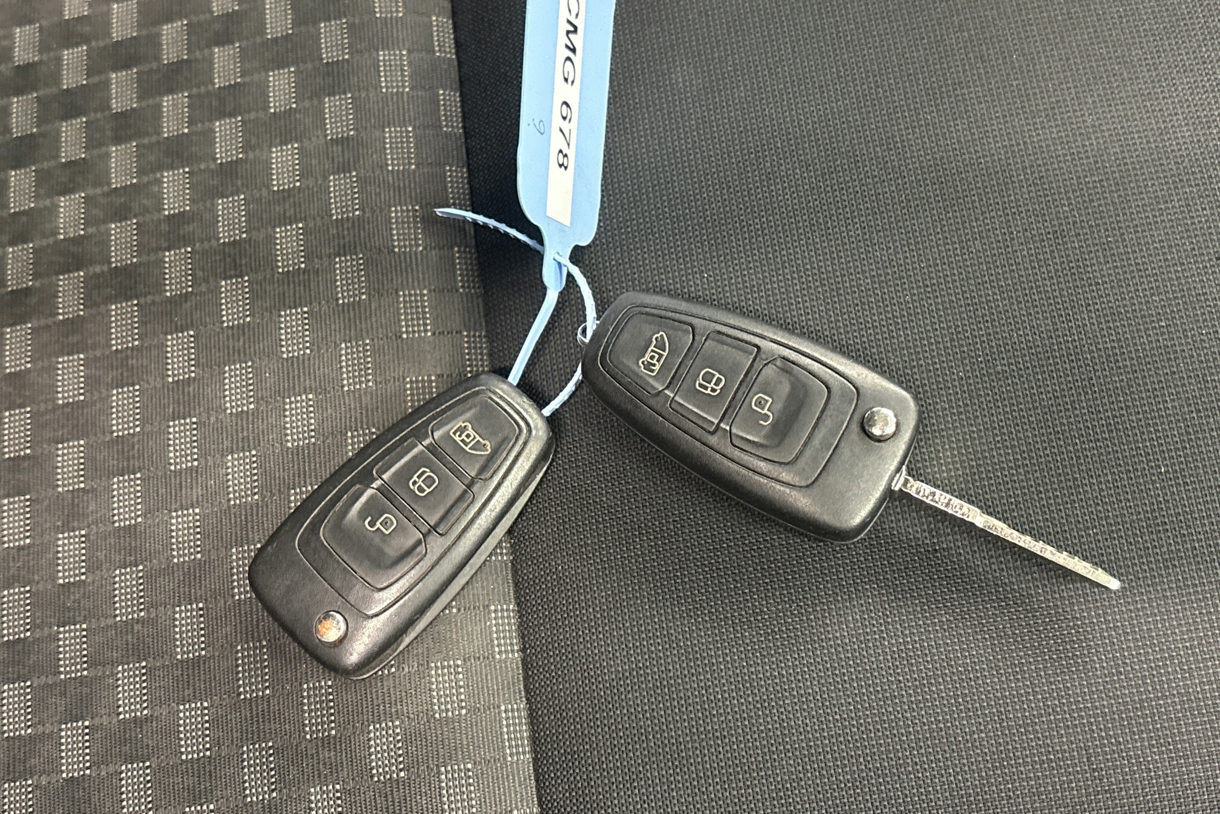 valkoinen Ford Transit Custom 2019 kuva 22.