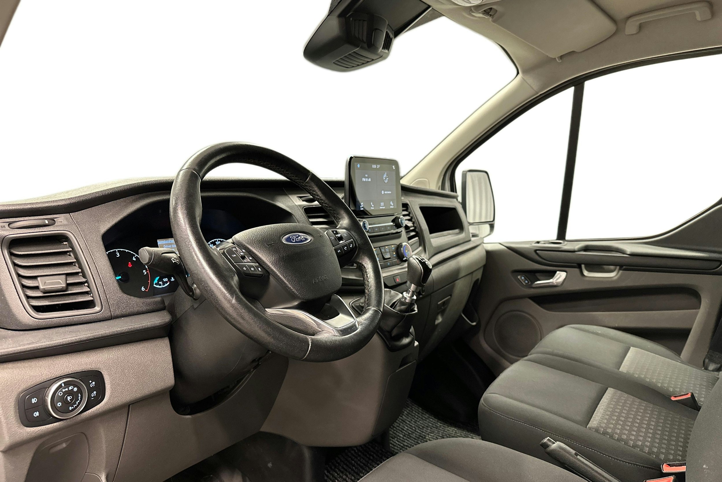 valkoinen Ford Transit Custom 2019 kuva 6.