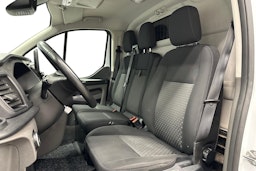 valkoinen Ford Transit Custom 2019 kuva 8.