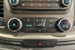 valkoinen Ford Transit Custom 2019 kuva 12.