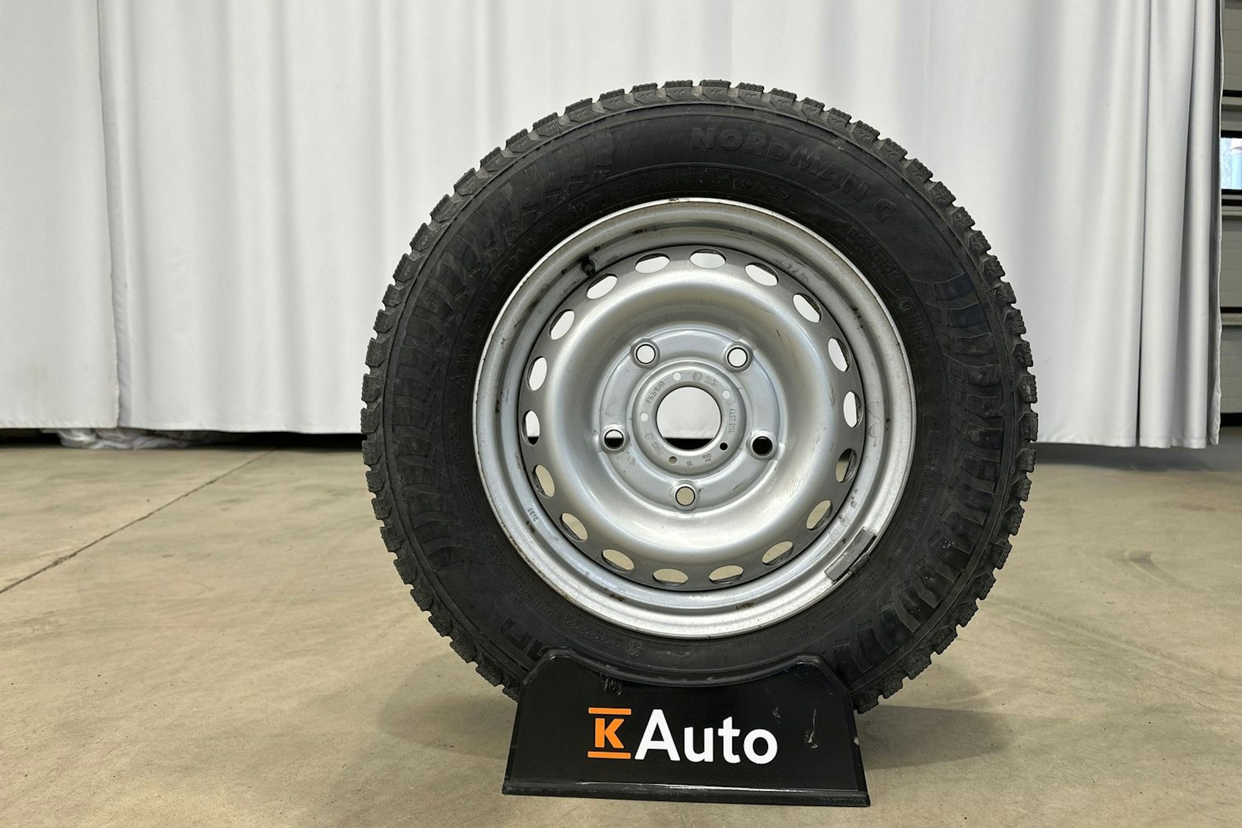 valkoinen Ford Transit Custom 2019 kuva 22.