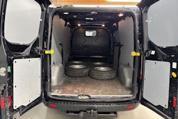 musta Ford Transit Custom 2019 kuva 19.