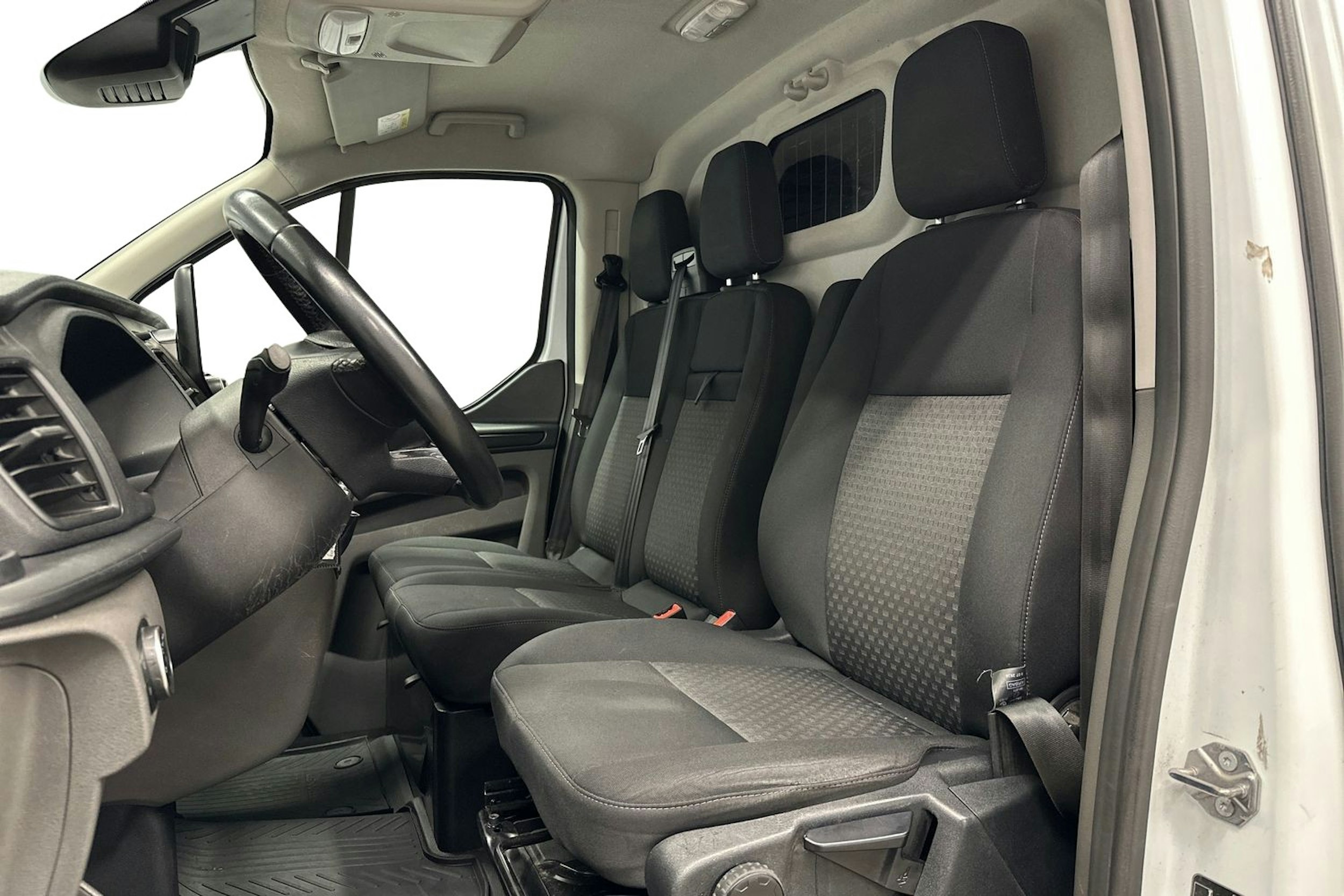 valkoinen Ford Transit Custom 2019 kuva 8.