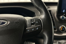 valkoinen Ford Transit Custom 2019 kuva 12.