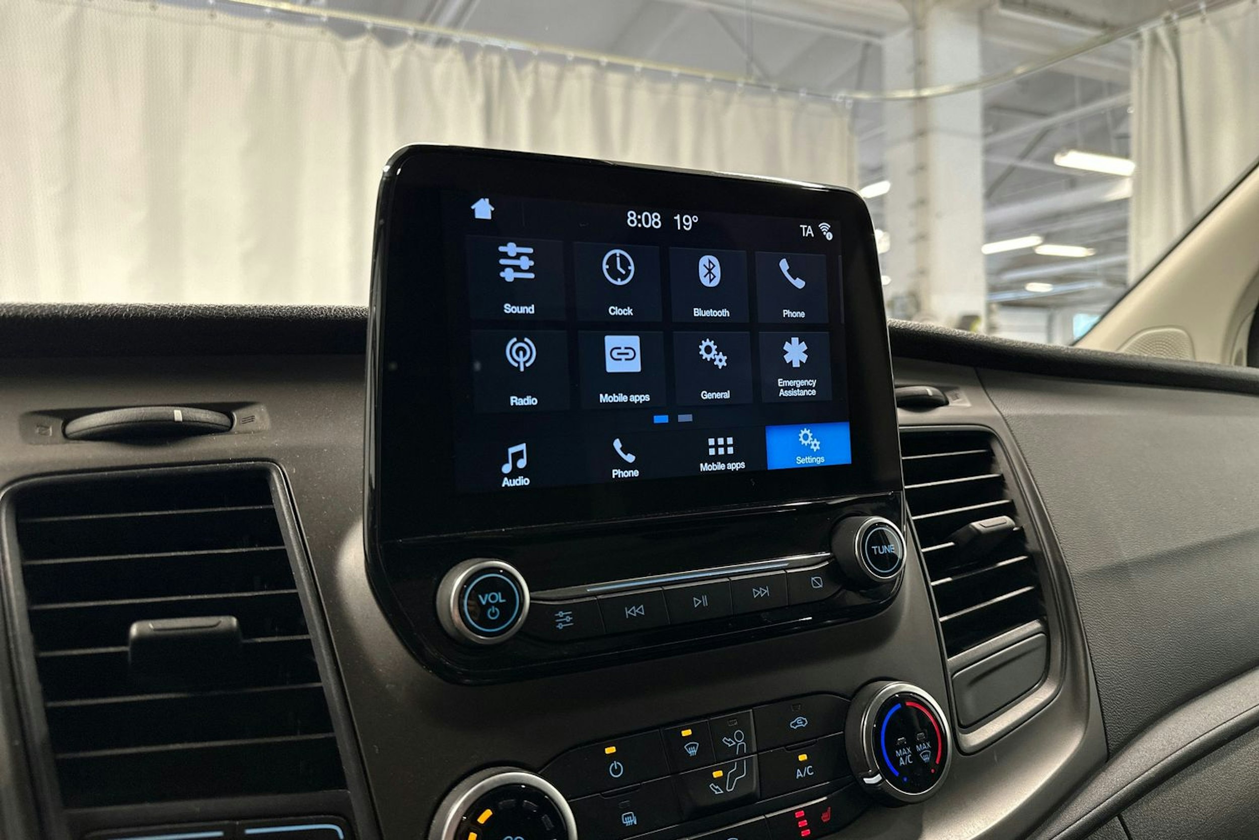 valkoinen Ford Transit Custom 2019 kuva 19.