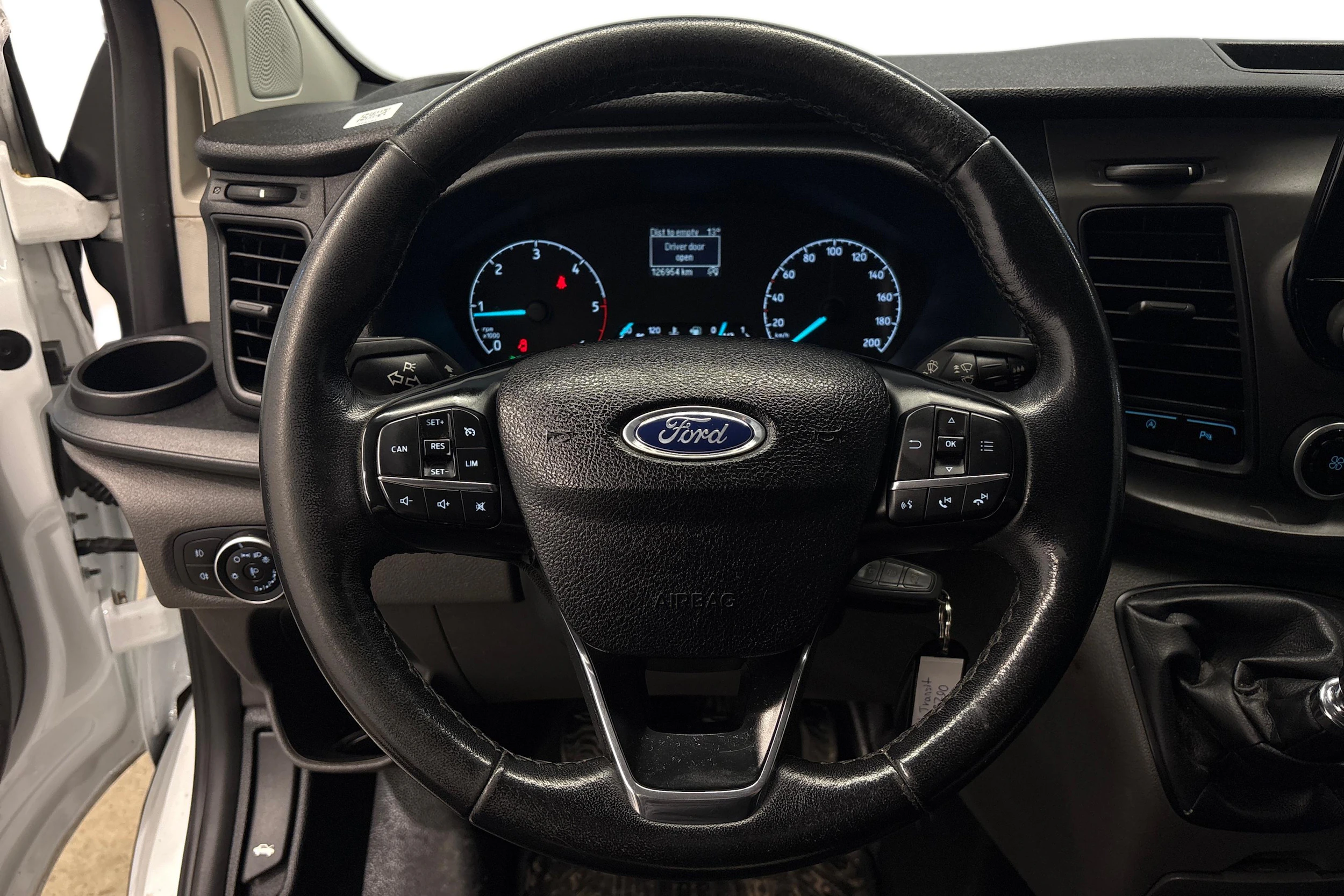 valkoinen Ford Transit Custom 2019 kuva 8.