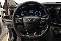 valkoinen Ford Transit Custom 2019 kuva 8.