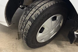 valkoinen Ford Transit Custom 2019 kuva 14.