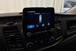 valkoinen Ford Transit Custom 2019 kuva 17.