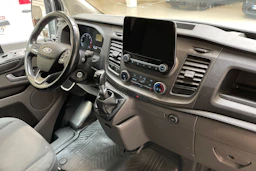 musta Ford Transit Custom 2019 kuva 13.