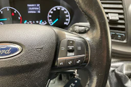 musta Ford Transit Custom 2019 kuva 28.