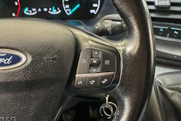 valkoinen Ford Transit Custom 2019 kuva 20.