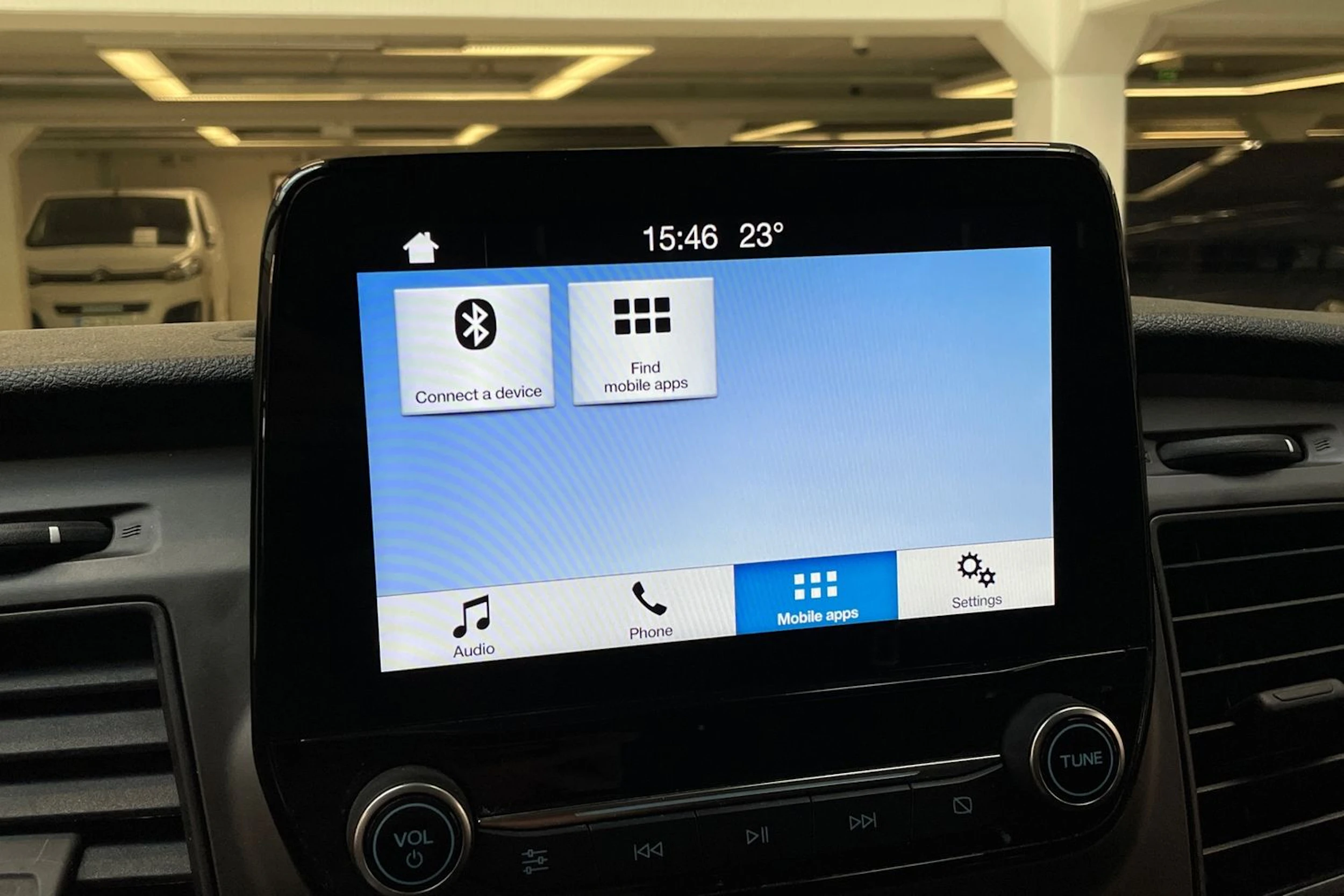 valkoinen Ford Transit Custom 2019 kuva 26.