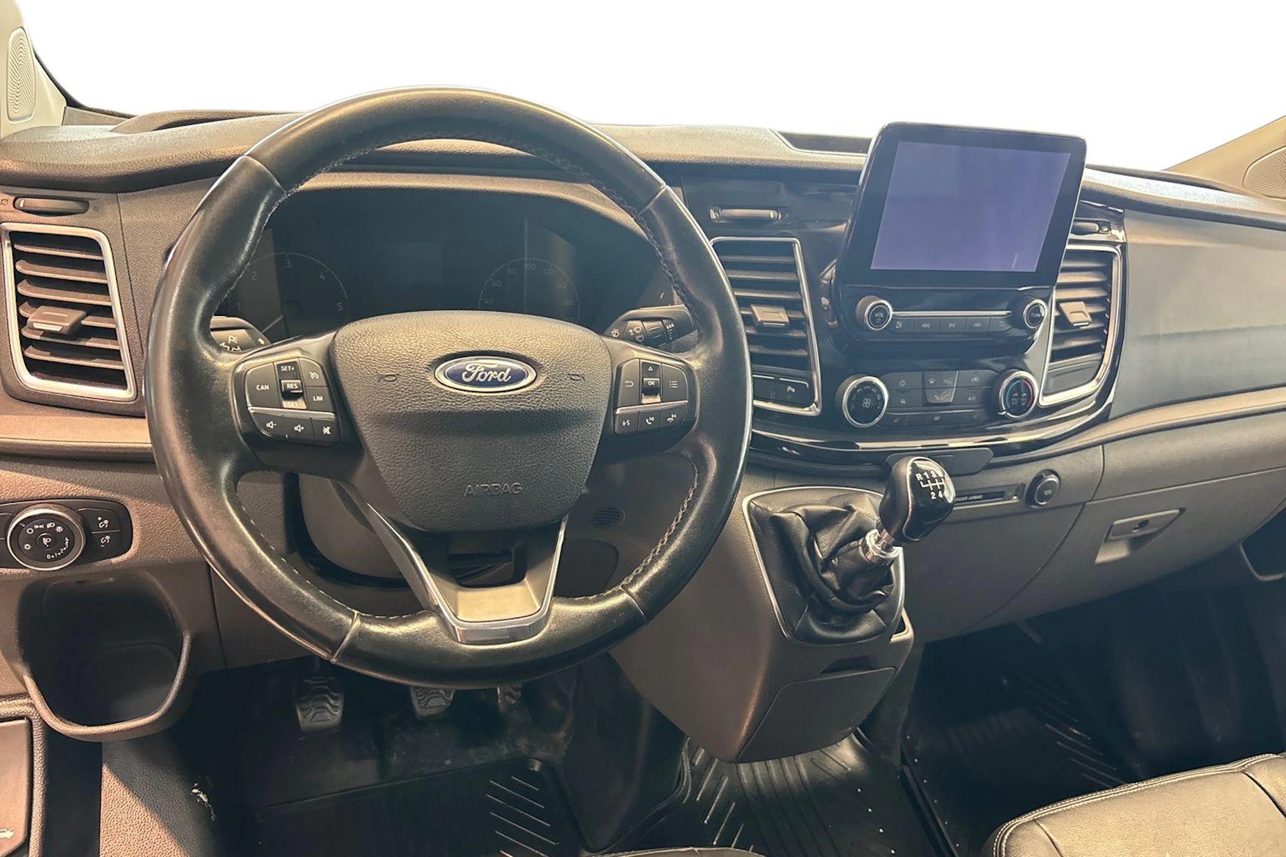 Harmaa Ford Transit Custom 2019 kuva 9.