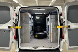 valkoinen Ford Transit Custom 2019 kuva 14.