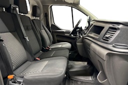 valkoinen Ford Transit Custom 2019 kuva 10.