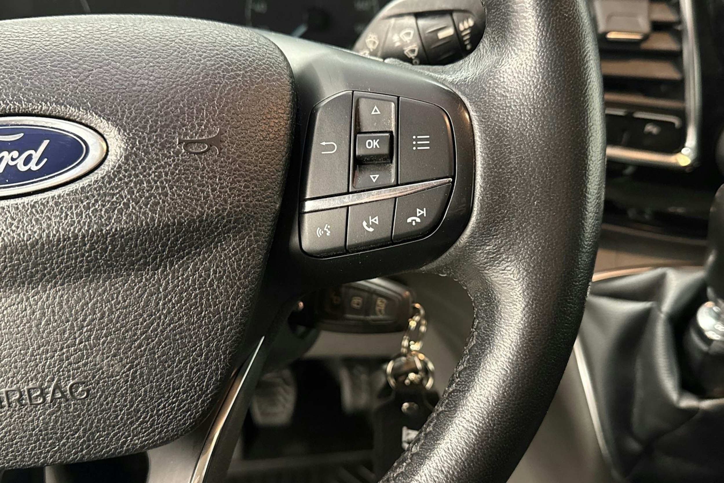 harmaa Ford Transit Custom 2019 kuva 10.