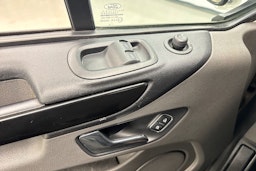 harmaa Ford Transit Custom 2019 kuva 13.