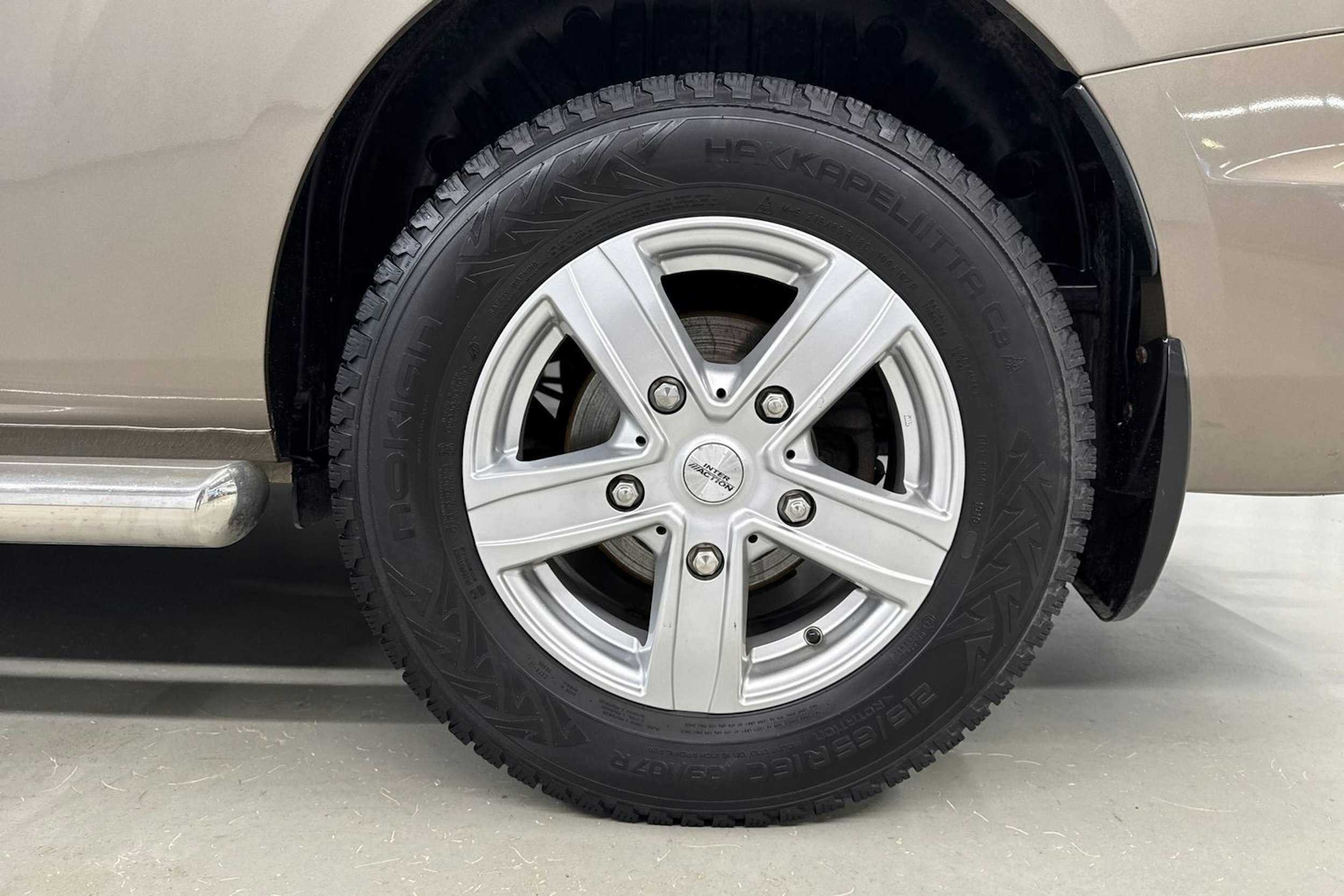 harmaa Ford Transit Custom 2019 kuva 20.