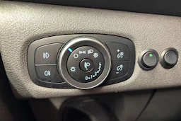 valkoinen Ford Transit Custom 2019 kuva 18.