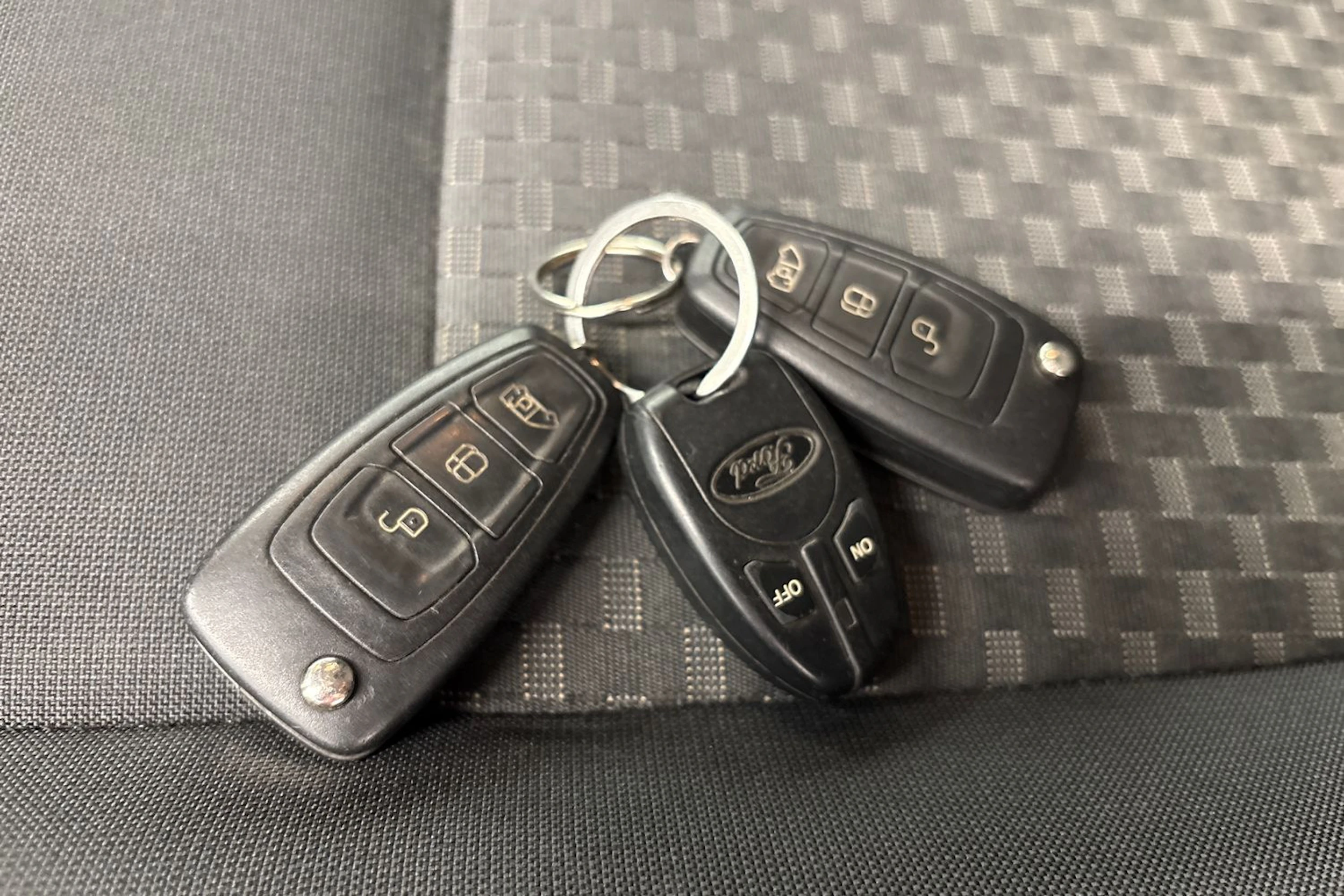 valkoinen Ford Transit Custom 2019 kuva 24.