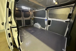 valkoinen Ford Transit Custom 2019 kuva 22.