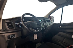 punainen Ford Transit Custom 2019 kuva 3.