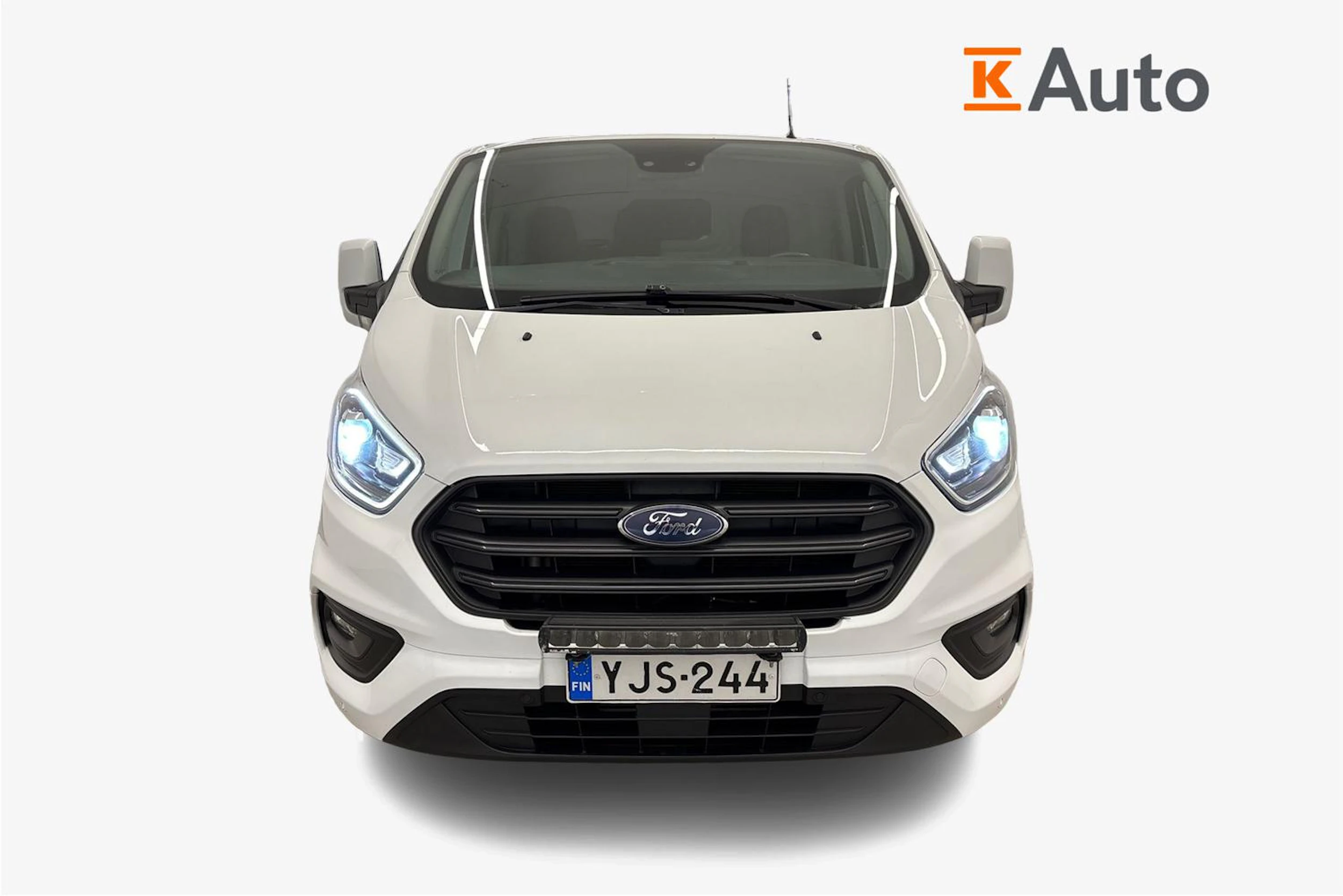 valkoinen Ford Transit Custom 2019 kuva 4.