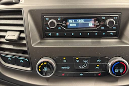 valkoinen Ford Transit Custom 2019 kuva 13.