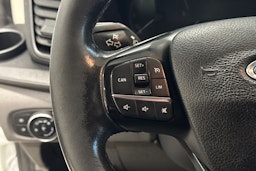 valkoinen Ford Transit Custom 2019 kuva 13.