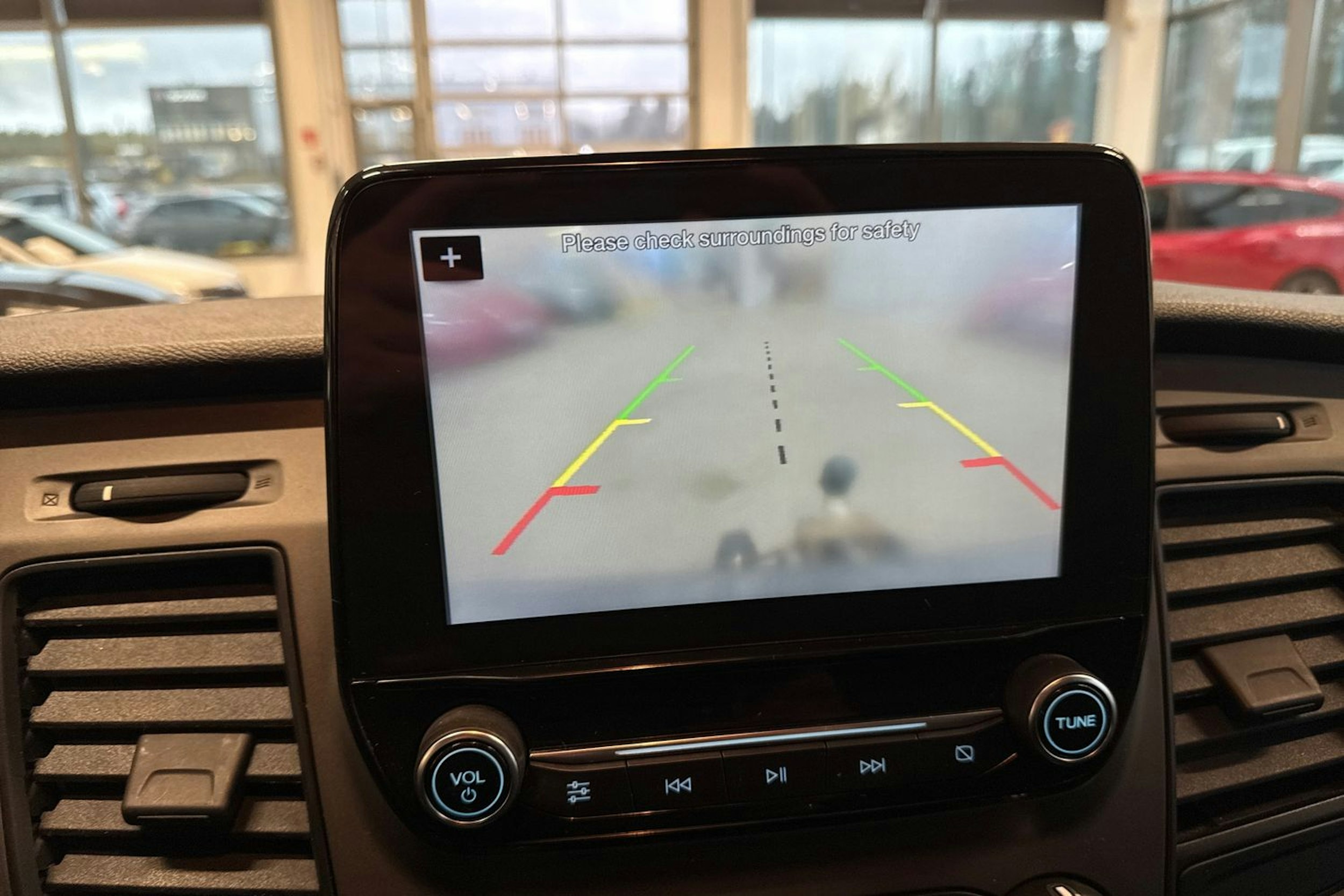 valkoinen Ford Transit Custom 2019 kuva 19.