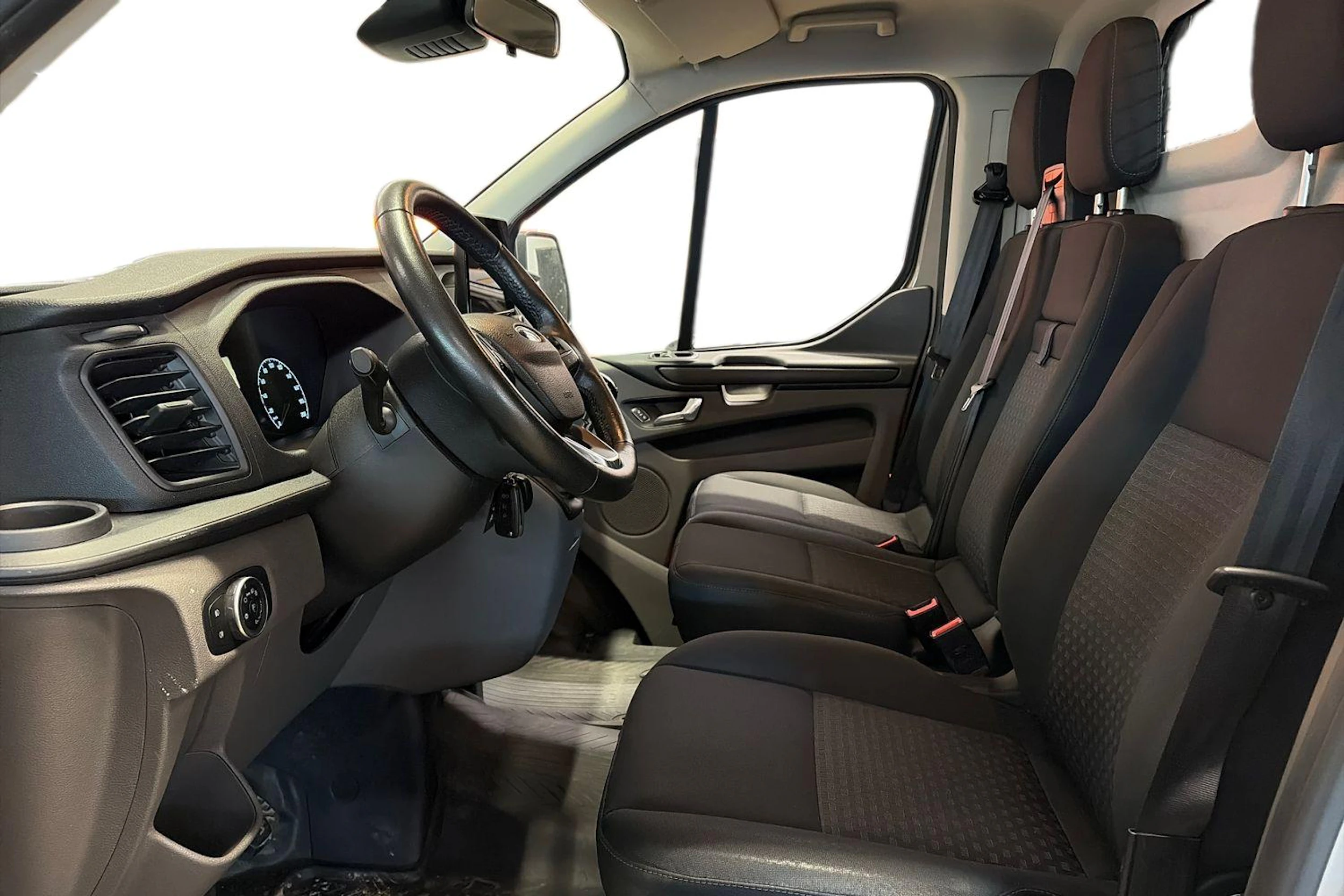 harmaa Ford Transit Custom 2019 kuva 3.