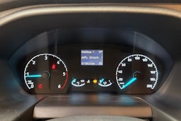 valkoinen Ford Transit Custom 2019 kuva 10.