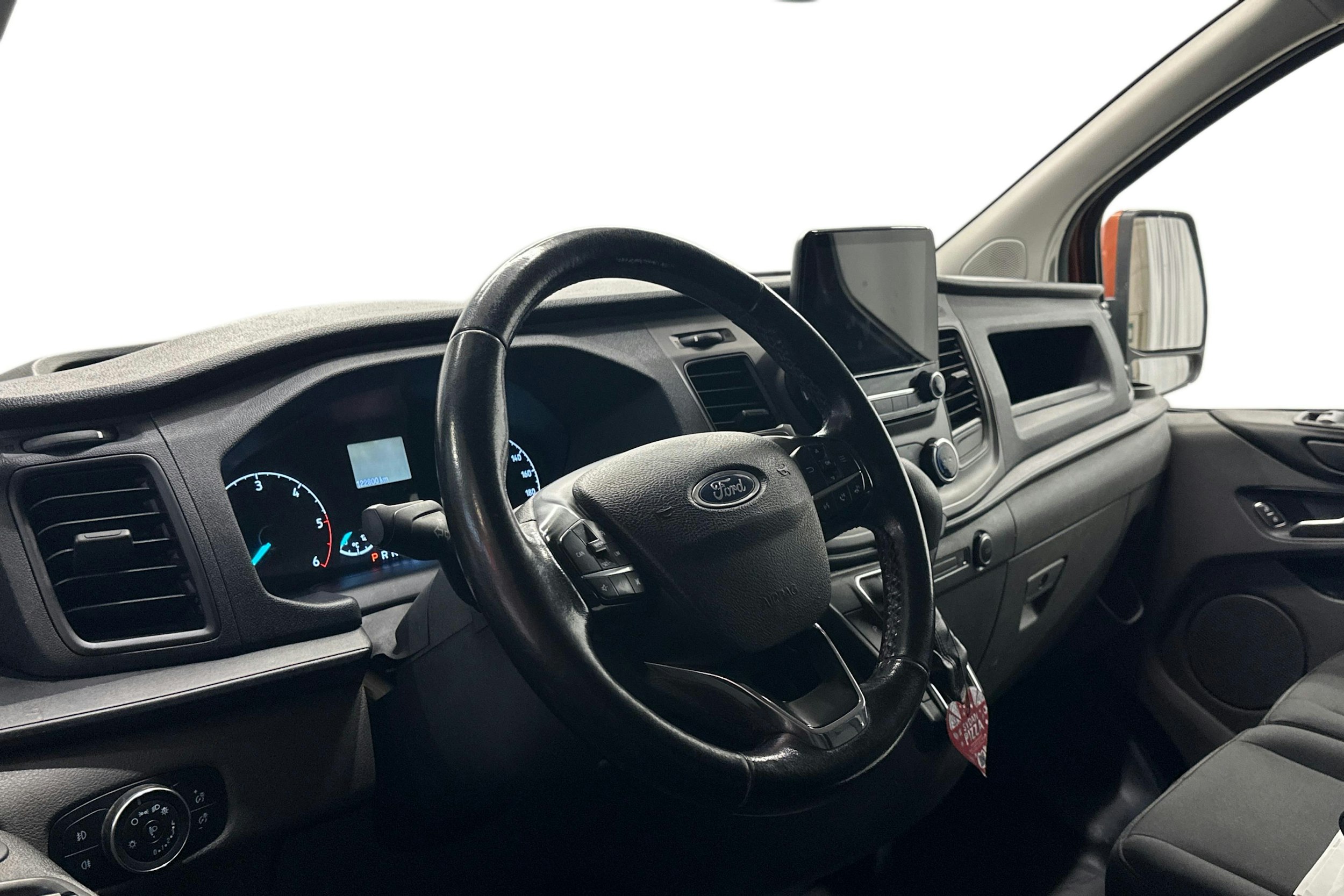 punainen Ford Transit Custom 2019 kuva 3.