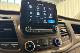 punainen Ford Transit Custom 2019 kuva 15.