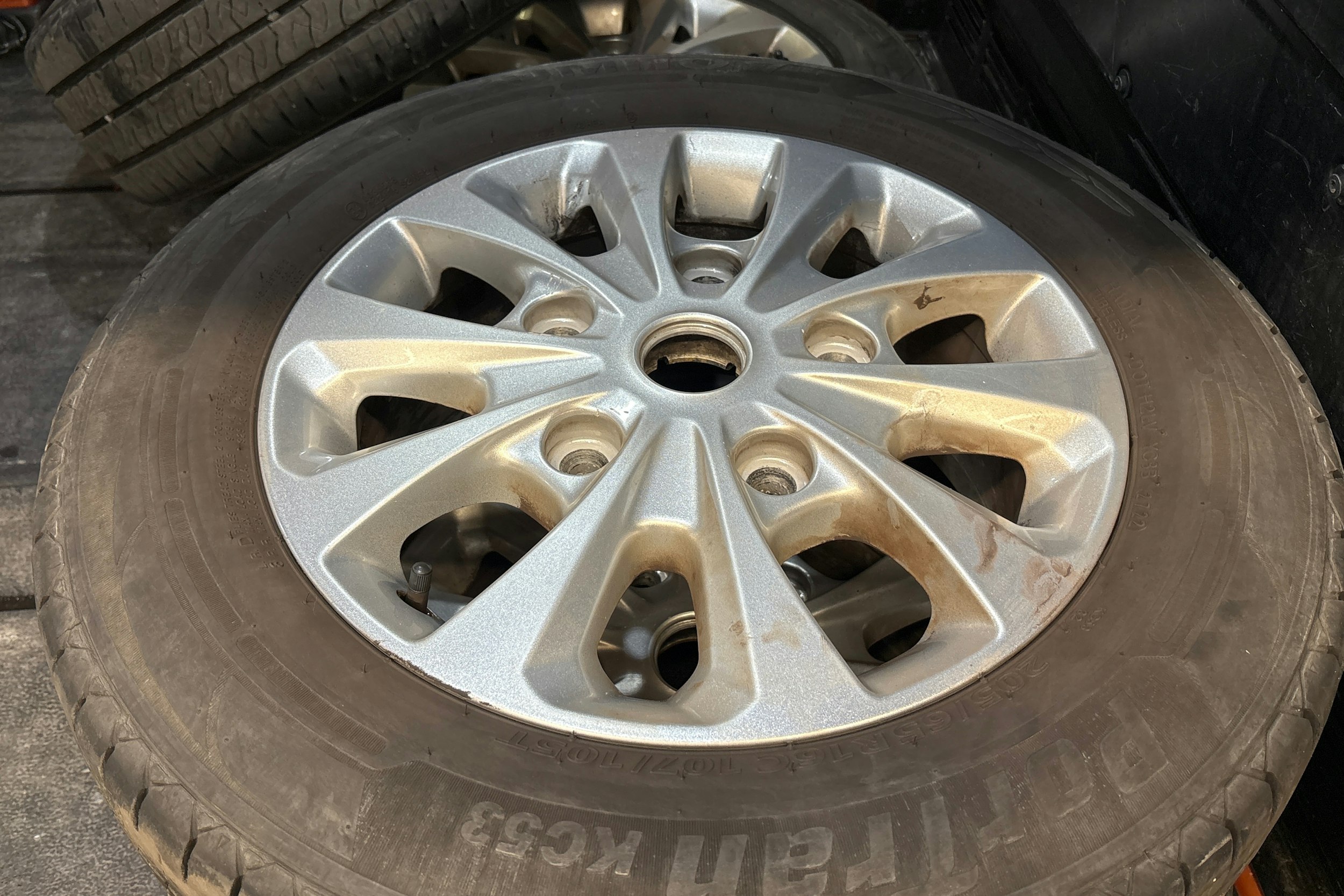 punainen Ford Transit Custom 2019 kuva 20.