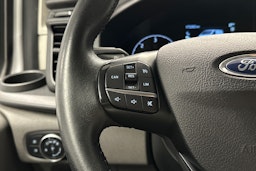 valkoinen Ford Transit Custom 2020 kuva 12.